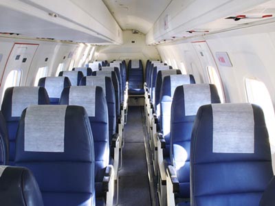 Авіакомпанія хоче зробити пасажирів прибиральниками